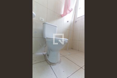 Casa à venda com 180m², 3 quartos e 4 vagasBanheiro da Suíte 2