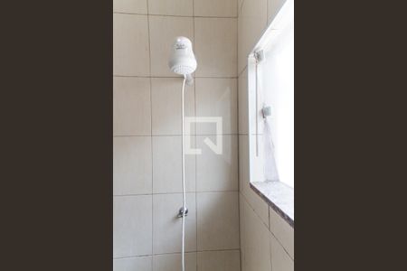 Casa à venda com 180m², 3 quartos e 4 vagasBanheiro da Suíte 1