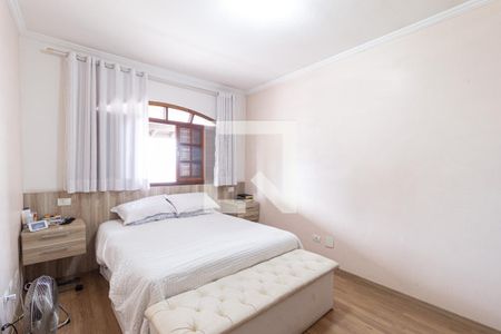 Casa à venda com 270m², 4 quartos e 1 vaga Casa à venda com 270m², 4 quartos e 1 vagaSuíte