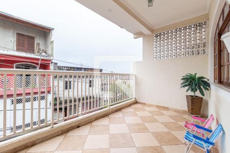 Sacada de casa à venda com 4 quartos, 270m² em Jardim Primeiro de Maio (chácara Fazendinha), Osasco