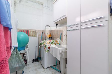 Casa à venda com 270m², 4 quartos e 1 vaga Casa à venda com 270m², 4 quartos e 1 vagaÁrea de serviço