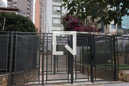 Apartamento à venda com 105m², 3 quartos e 1 vagaFachada
