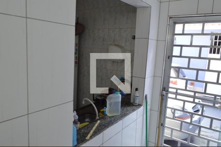 Casa de condomínio à venda com 65m², 2 quartos e 1 vagaÁrea de Serviço