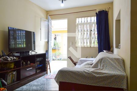 Sala de casa de condomínio à venda com 2 quartos, 65m² em Jacarepaguá, Rio de Janeiro
