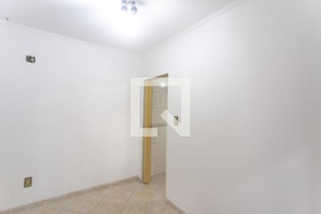 Casa para alugar com 80m², 2 quartos e 1 vaga Casa para alugar com 80m², 2 quartos e 1 vagaSuíte