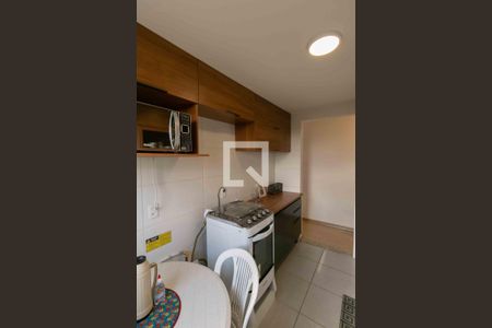 Apartamento para alugar com 52m², 2 quartos e 1 vaga Apartamento para alugar com 52m², 2 quartos e 1 vagaCozinha e Área de Serviço