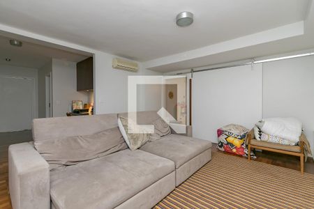 Sala de TV de casa de condomínio à venda com 4 quartos, 400m² em Brooklin Paulista, São Paulo