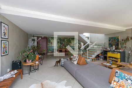 Sala de casa de condomínio à venda com 4 quartos, 400m² em Brooklin Paulista, São Paulo