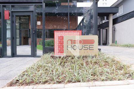 Apartamento para alugar com 46m², 1 quarto e 1 vagaFachada