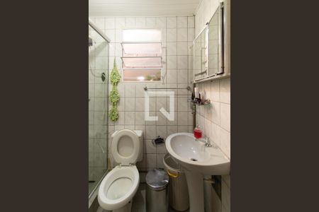 Casa à venda com 140m², 5 quartos e 5 vagasBanheiro - Casa 1