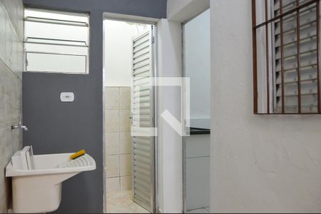 Casa para alugar com 10m², 1 quarto e sem vagaÁrea de Serviço