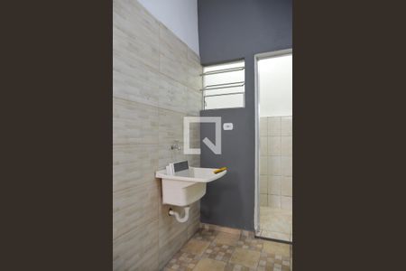 Casa para alugar com 10m², 1 quarto e sem vagaÁrea de Serviço