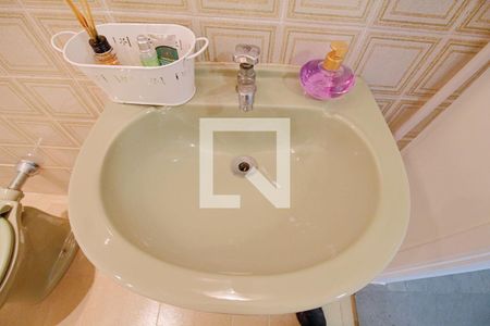 Apartamento à venda com 140m², 3 quartos e 2 vagasBanheiro 