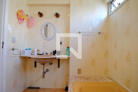 Apartamento à venda com 140m², 3 quartos e 2 vagasBanheiro da Suíte 2