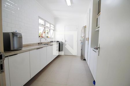 Apartamento à venda com 140m², 3 quartos e 2 vagasCozinha 