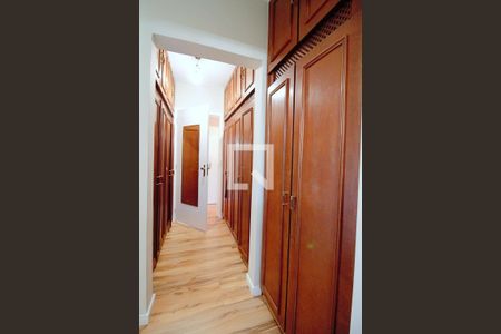 Apartamento à venda com 140m², 3 quartos e 2 vagasCloset da Suíte 2 