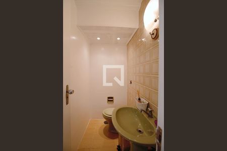 Apartamento à venda com 140m², 3 quartos e 2 vagasBanheiro 