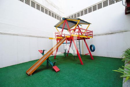 Apartamento à venda com 140m², 3 quartos e 2 vagasÁrea comum - Playground