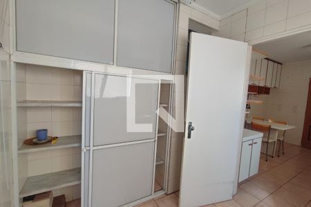 Apartamento à venda com 131m², 3 quartos e 2 vagasÁrea de Serviço