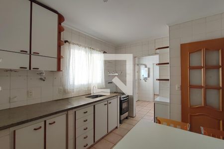 Apartamento à venda com 131m², 3 quartos e 2 vagasCozinha