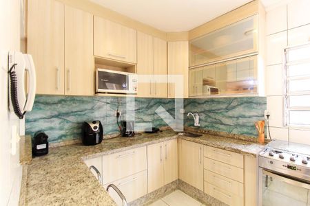 Apartamento à venda com 67m², 1 quarto e sem vaga Apartamento à venda com 67m², 1 quarto e sem vagaCozinha