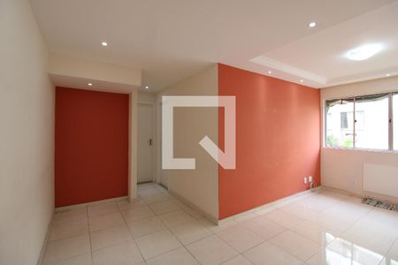 Sala de apartamento para alugar com 2 quartos, 55m² em Freguesia de Jacarepaguá, Rio de Janeiro
