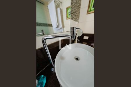 Apartamento à venda com 160m², 4 quartos e 3 vagasBanheiro suíte