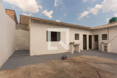 Casa para alugar com 90m², 2 quartos e 2 vagas Casa para alugar com 90m², 2 quartos e 2 vagasQuintal