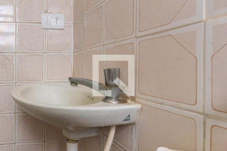 Casa para alugar com 90m², 2 quartos e 2 vagas Casa para alugar com 90m², 2 quartos e 2 vagasBanheiro