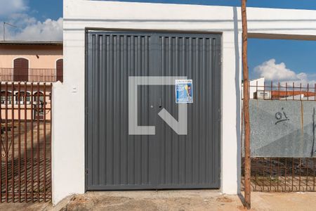 Casa para alugar com 90m², 2 quartos e 2 vagas Casa para alugar com 90m², 2 quartos e 2 vagasFachada