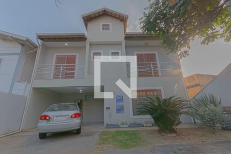 Casa de condomínio para alugar com 297m², 4 quartos e 2 vagas Casa de condomínio para alugar com 297m², 4 quartos e 2 vagasfachada