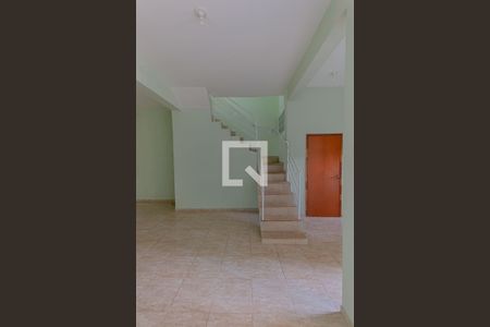 Casa de condomínio para alugar com 297m², 4 quartos e 2 vagas Casa de condomínio para alugar com 297m², 4 quartos e 2 vagassalão de festas