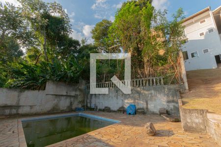 Casa de condomínio para alugar com 297m², 4 quartos e 2 vagas Casa de condomínio para alugar com 297m², 4 quartos e 2 vagasÁrea comum - Piscina
