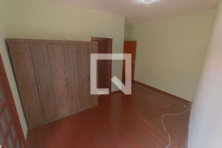 Casa de condomínio para alugar com 297m², 4 quartos e 2 vagas Casa de condomínio para alugar com 297m², 4 quartos e 2 vagasquarto 2