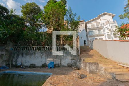Casa de condomínio para alugar com 297m², 4 quartos e 2 vagas Casa de condomínio para alugar com 297m², 4 quartos e 2 vagasÁrea comum - Piscina