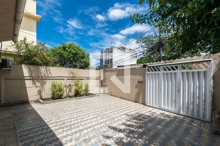 Casa à venda com 100m², 3 quartos e 2 vagasGaragem
