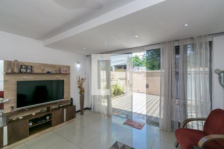 Sala de casa à venda com 3 quartos, 100m² em Braz de Pina, Rio de Janeiro