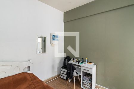 Casa à venda com 100m², 3 quartos e 2 vagasQuarto