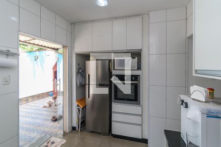 Casa à venda com 100m², 3 quartos e 2 vagasCozinha
