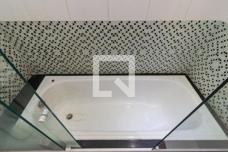 Casa à venda com 100m², 3 quartos e 2 vagasBanheiro