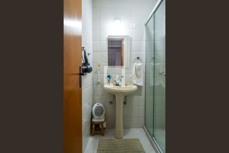 Casa de condomínio à venda com 150m², 3 quartos e 1 vagaBanheiro Corredor