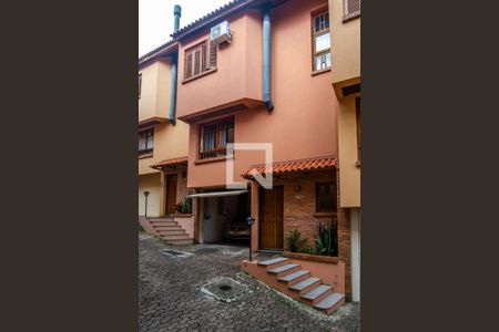 Casa de condomínio à venda com 150m², 3 quartos e 1 vagaFachada