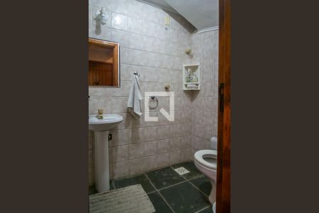 Casa de condomínio à venda com 150m², 3 quartos e 1 vagaLavabo