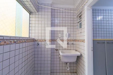 Apartamento para alugar com 68m², 2 quartos e 1 vagaÁrea de Serviço