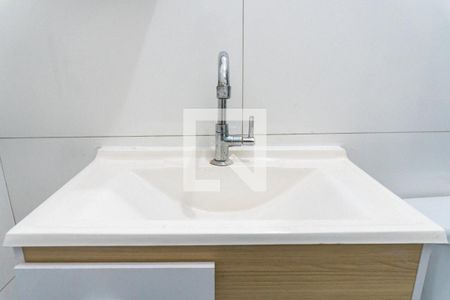 Casa para alugar com 69m², 2 quartos e 1 vagaBanheiro Social Detalhe
