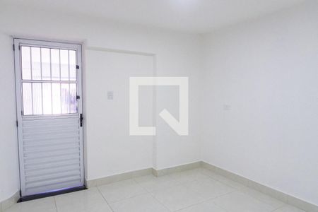 Sala de casa para alugar com 2 quartos, 69m² em Jardim Prudência, São Paulo