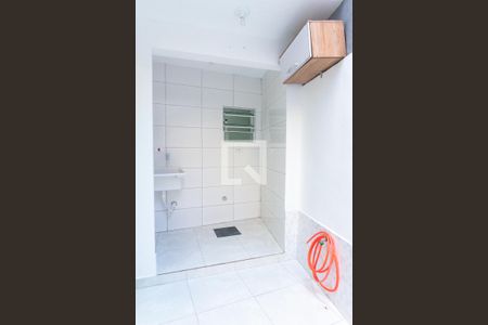 Casa para alugar com 69m², 2 quartos e 1 vagaÁrea de Serviço