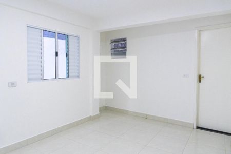 Suite de casa para alugar com 2 quartos, 69m² em Jardim Prudência, São Paulo