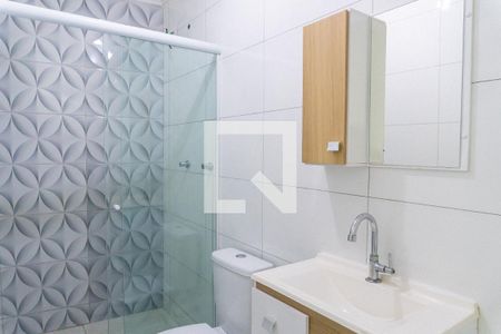 Banheiro da Suíte de casa para alugar com 2 quartos, 69m² em Jardim Prudência, São Paulo