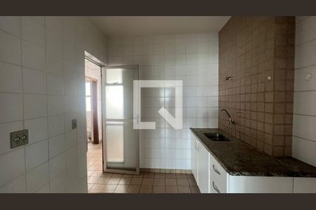 Apartamento à venda com 180m², 4 quartos e 2 vagasCozinha